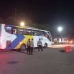 Polisi Lakukan Pengamanan Kepulangan 40 Pekerja Migran Indonesia di Pelabuhan Lembar