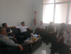 Kabid Angkutan Jalan Dishub Provinsi Sumsel Bersama Lainnya Saat Silaturahmi Kekantor baru BPTD Kelas II Sumsel