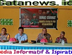 Melalui Jumat Curhat Wakapolres Luwu Utara Sharing Informasi Bersama Warga Desa Laba