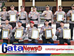 Tujuh Personel Polda NTB Dapat Penghargaan dan Satu Personel Dikenakan PTDH
