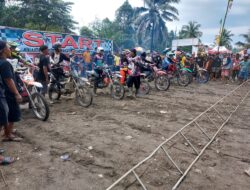 Personil Polsek Sukamaju Amankan Pesta Panen dan Uji Ketangkasan Motor Ojek Gabah di HUT Desa Sidoraharjo ke-52