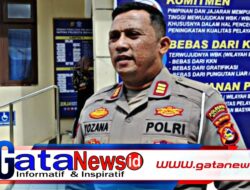 Satlantas Polresta Mataram Evakuasi Kecelakaan Tunggal di Sandubaya