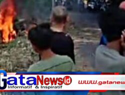 Dua Jambret di Selong Diamuk Warga dan Motor Dibakar