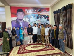 Lantik Anggota DPRK Aceh Tengah 3 Periode, Hamdan Gelar Syukuran Dengan Masyarakat