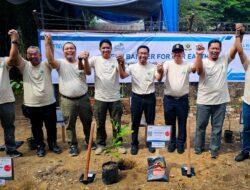 Bentuk Peduli Lingkungan PLN Indonesia Power UBH dan UBP Keramasan  Tanam Pohon