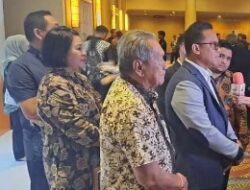 Muhammad Nasir Dianugerahkan Tokoh Penggerak Koperasi Utama, dan siap mendukung kebijakan Pemerintah