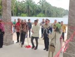 Pemotongan Pita Tandai Peresmian PKS Tenera Sergai Perkasa di Desa Silau Padang Kecamatan Sipispis