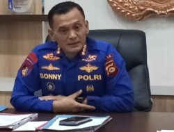 Berjibaku Bripka Ardianto Bantu Ibu Hamil Mengalami Keguguran untuk Dibawa ke Rumah Sakit di Palembang