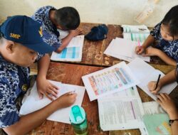 Siswa SMPN Satap 2 Bittuang Kembangkan Pidato Persuasif dari Tagline “Masero