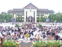 Kapolda Sulsel Laksanakan Sholat Idul Adha Bersama Personel dan Masyarakat di Mapolda Sulsel