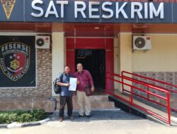 Yudistira Datangi Poltabes kota Palembang di dampingi pH nya M.Firzah dimna beliau melaporkan ketua Harian PBSI Kota Palembang