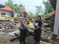 Kapolsek Sabbang Respon Cepat Kebakaran, Salurkan Bantuan untuk Korban di Desa Tete Uri