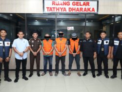 Ditreskrimsus Polda Sulsel Limpahkan Tersangka Kasus Dugaan Korupsi Kredit Konstruksi Bank Sulselbar Cabang Sengkang ke Kejati Sulsel
