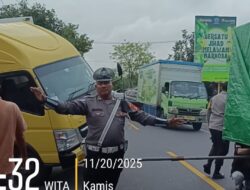 Arus Lalin Macet Imbas Truk Tergelincir, Polsek Narmada Sigap Turun Tangan