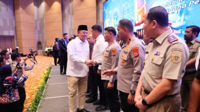 Menteri Nusron Berikan Penghargaan kepada 74 Pihak yang Berperan dalam Pencegahan Tindak Pidana Pertanahan Tahun 2025