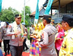 Kapolda Sulsel Resmikan Jembatan Gantung Satya Haprabu Lakellu di Desa Watu, Kabupaten Soppeng