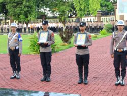 Kapolda Sulsel Pimpin Upacara Pemberian Penghargaan dan PTDH Personel Polda Sulsel, Tegakkan Reward and Punishment