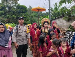 Polsek Gunungsari Pastikan Nyongkolan Aman dan Final Mini Soccer Lancar