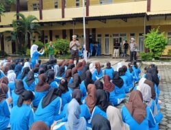 Sasar SMAN 1 Narmada, Polsek Narmada Lanjutkan Edukasi Lalu Lintas