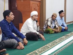 Malam Nuzulul Qur’an di Kuripan, Senator TGH Ibnu Kholil Ajak Jamaah Dalami Hikmah al-Qur’ân