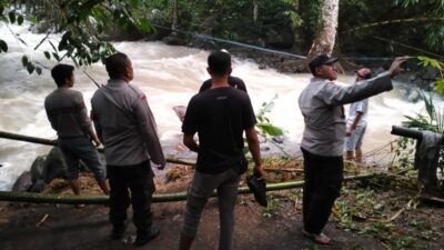 Perempuan 25 Tahun Hanyut Terseret Arus di Sungai Tibu Ijo Kekait