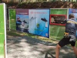 Saingi Ratusan Peserta Mancanegara, Anggota Polsek Narmada Sabet Juara Menembak