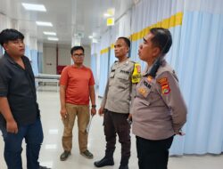 Respon Cepat Polsek Narmada Evakuasi Sopir Travel Meninggal di Perjalanan