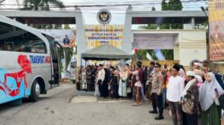 Kemenhaj NTB Lepas Keberangkatan Jemaah Haji Kloter 7 Asal Lombok Tengah