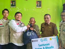 61 Dhuafa di Tempos dapat Santunan One Day One Smile YBM PLN UP3 Mataram