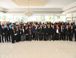 Bupati Hairul Warisin Tekankan Pengabdian Tanpa Batas Jabatan Saat Lantik 87 PJ Kades