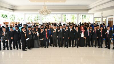 Bupati Hairul Warisin Tekankan Pengabdian Tanpa Batas Jabatan Saat Lantik 87 PJ Kades