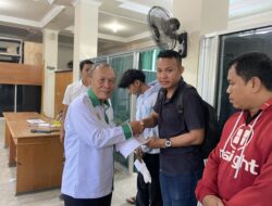 Baznas Lotim Salurkan Bantuan Kesehatan Untuk Ratusan Mustahik