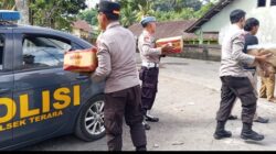Polsek Terara Salurkan Bantuan Sosial, Wujud Kepedulian dan Kedekatan Polri dengan Masyarakat