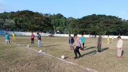 Polsek Gunungsari Amankan Pembukaan Turnamen Sepak Bola KTSB Cup VI
