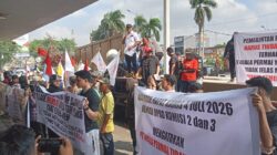 Belasan Tahun Biarkan Parkir Liar Pemko Palembang Di Demo