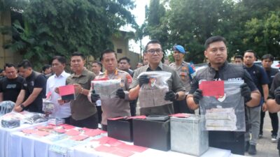 Ditreskrimum Polda Sulsel Gelar Konferensi Pers Pengungkapan Tindak Pidana Pencurian dengan Pemberatan dan Penadahan