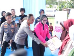 Sentuhan Kasih Bhayangkari Warnai Bakti Sosial dan Kesehatan Hari Bhayangkara Ke-80 di Sumsel