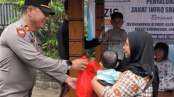 Sambut Hari Bhayangkara Ke-80, Polsek Gunungsari Blusukan ke Rumah Warga
