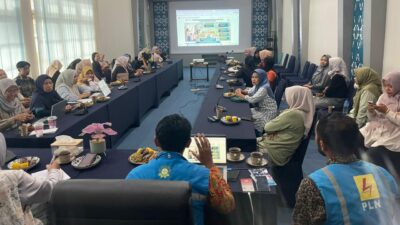 PLN UIW NTB Edukasi Keselamatan Listrik kepada Warga Lombok Barat