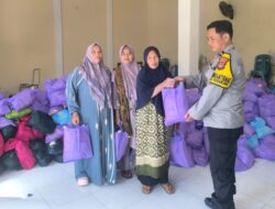 Polsek Lingsar Amankan Penyaluran 2.500 Paket Sembako Presiden
