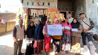 Sambut HUT RI Ke-81, YBM PLN Bantu Modal UMKM di Sumbawa