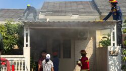 Rumah di GPA Lingsar Terbakar, Kapolsek Turun Pimpin Penanganan dan Beri Imbauan Warga
