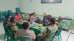 Kapolsek Gunungsari Sambangi Koramil Jelang Pilkades Serentak
