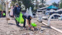 Ajak Warga Jaga Pesisir, SIMBAR Bersih-bersih Pantai Cemare
