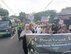 Pawai Taaruf hingga Jalan Sehat, Polsek Narmada Jaga Kamtibmas