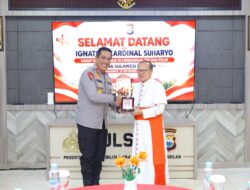 Kapolda Sulsel Sambut Kunjungan Pastoral Uskup Umat Katolik TNI dan Polri