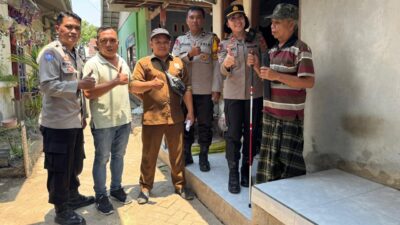 Jumat Menyapa, Cara Kapolsek Lingsar Dekatkan Polisi dengan Warga