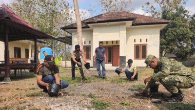 AKP Rosyadi Dukung Green Policing Lewat Penanaman Bibit Pohon