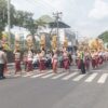 Polisi dan Pecalang Bersinergi Jaga Keamanan Pujawali di Tiga Pura Narmada