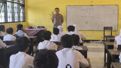 Lewat Polidik, Polsek Gunungsari Bentengi Pelajar dari Kenakalan Remaja